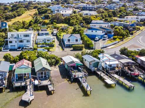 7 Onepoto Road, Titahi Bay