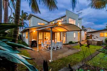 14 English Oak Drive, Albany