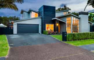 14 English Oak Drive, Albany