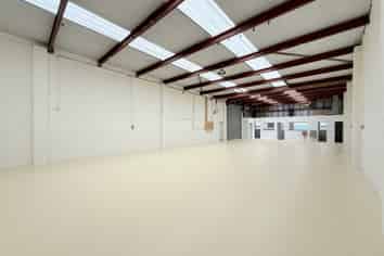 Immaculate Industrial Unit | 242m2