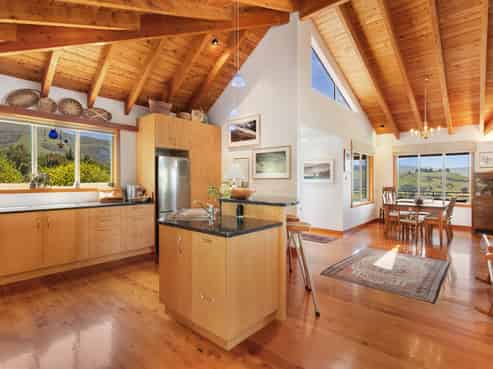 5447 Christchurch Akaroa Road, Duvauchelle