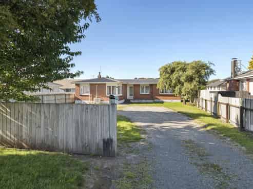 4 Upland Road , Western Heights