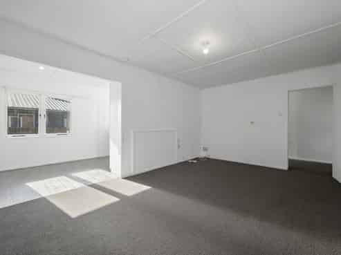 4 Upland Road , Western Heights