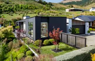 5 Mansfield Way, STOKE