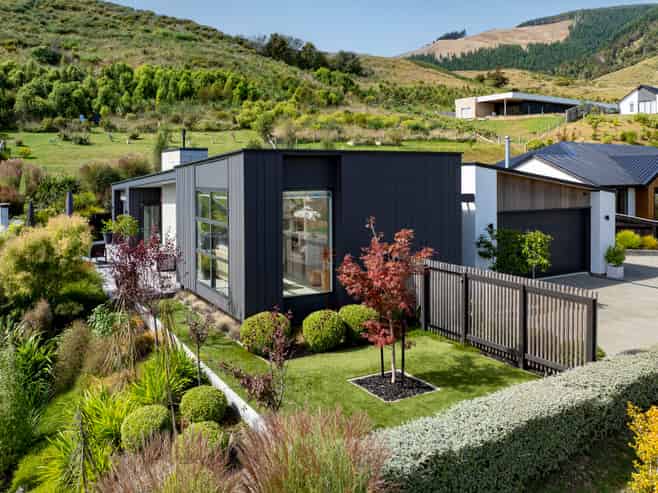 5 Mansfield Way, STOKE