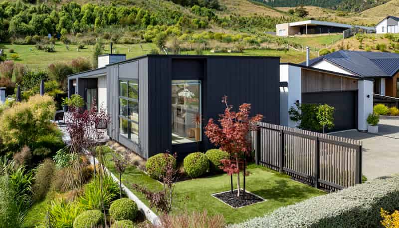 5 Mansfield Way, STOKE