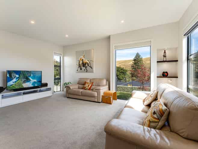 5 Mansfield Way, STOKE