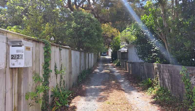 2/27 Pharazyn Street, Melling