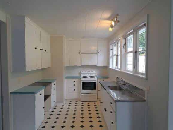 2/27 Pharazyn Street, Melling