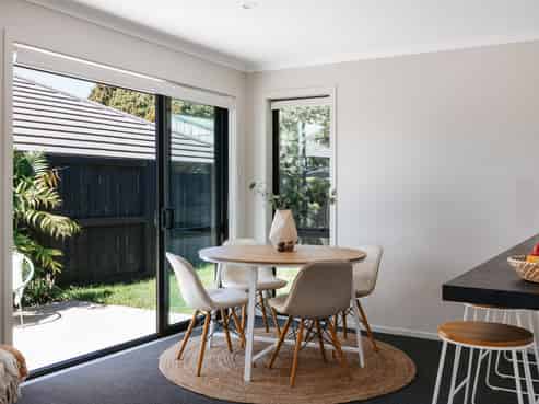 11 Clover Lane, Pyes Pa