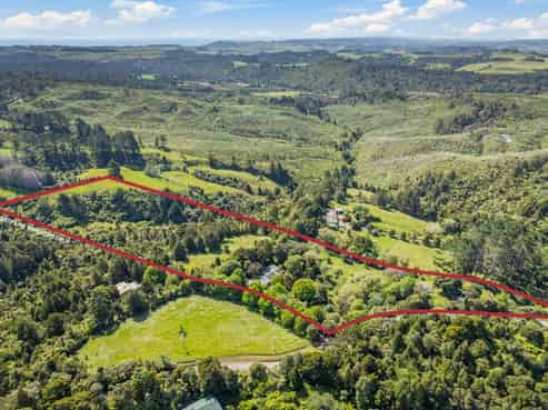 67 Gregory Road, Waitakere