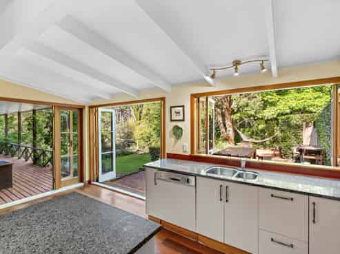 67 Gregory Road, Waitakere