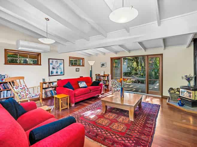 67 Gregory Road, Waitakere