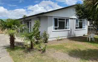 1/604 Charles Street, Raureka