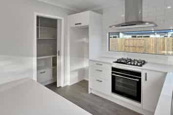 658B Pioneer Highway, Awapuni