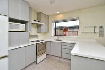 1/49A Regency Crescent, Redwood