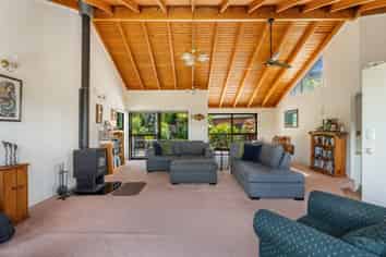 28 Centennial Drive, Whitianga