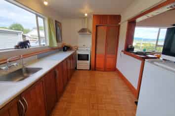 99 Orepuki Riverton Highway, Riverton