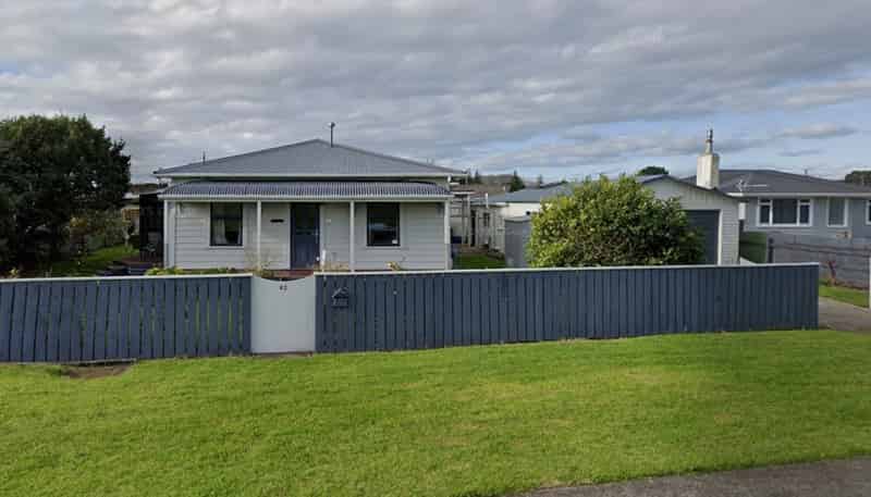 82 East Quay, Waitara