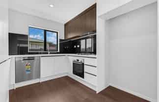 27d Mahia Road, Manurewa