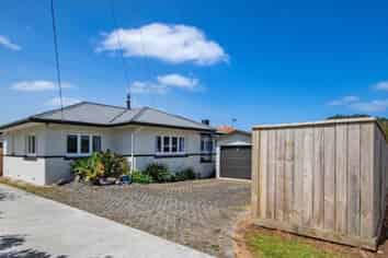 12 Cairnfield Road, Kensington