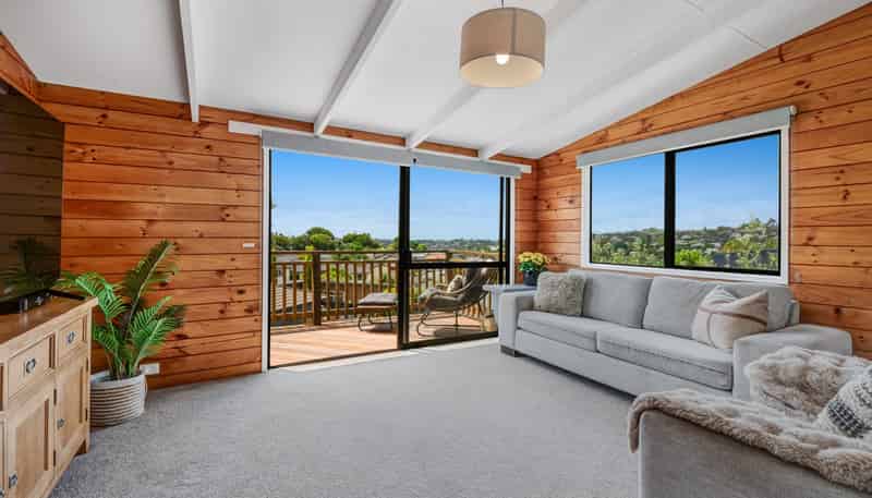 23 John Road, Stanmore Bay