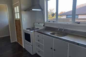 12 Hamlet Street, Stratford