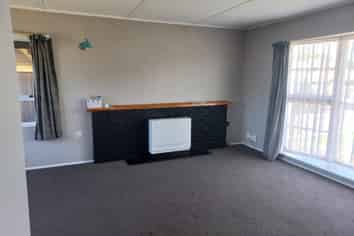 12 Hamlet Street, Stratford