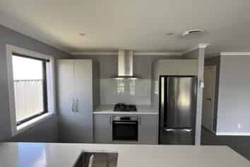 27 Kaki Drive, Porirua