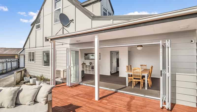 11 Leander Place, Milson