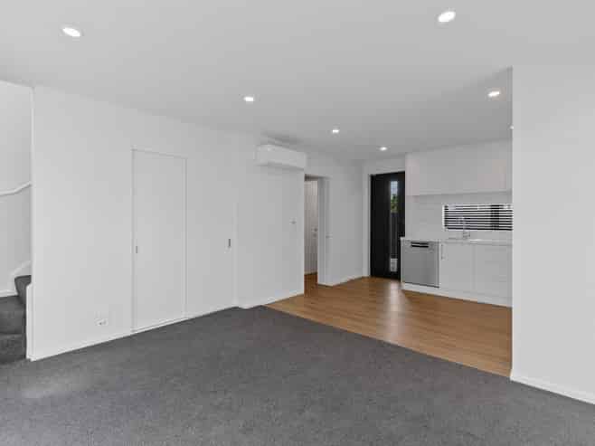 4/14 Crohane Place, Addington