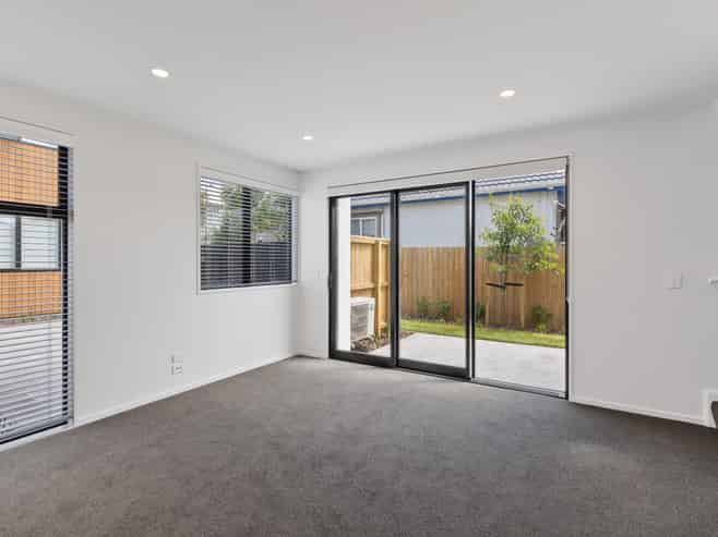 4/14 Crohane Place, Addington