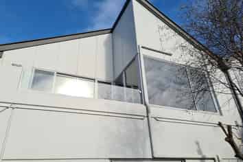 4/36 Settlers Crescent, Ferrymead