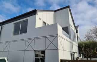 4/36 Settlers Crescent, Ferrymead