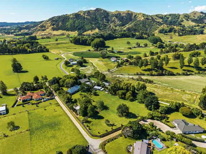 106 Maclaurin Road, Hexton