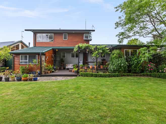 14 Trigg Crescent, Taradale