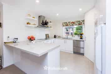 13 Somerby Mews, Silverstream