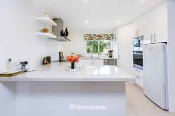 13 Somerby Mews, Silverstream