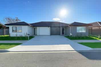 1/1 Chester Road, Springvale