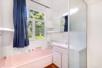 31 Cron Avenue, Te Atatu South