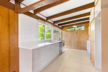 31 Cron Avenue, Te Atatu South