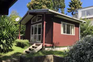 31 Cron Avenue, Te Atatu South