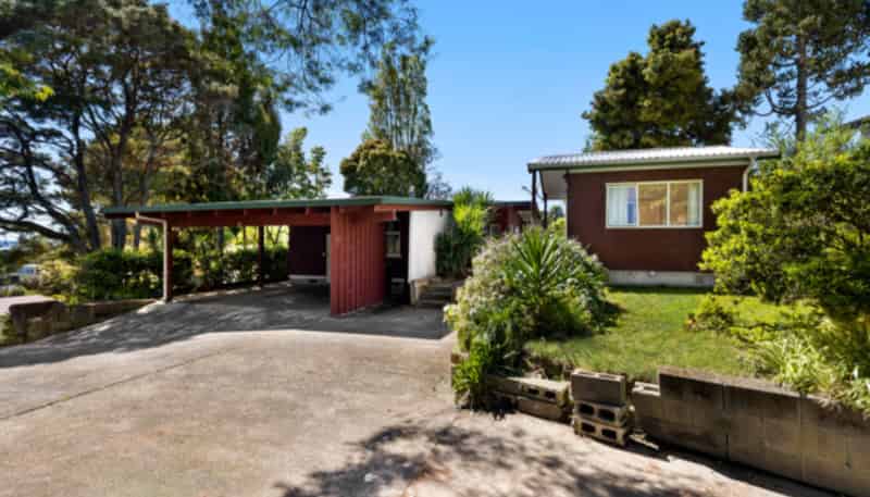 31 Cron Avenue, Te Atatu South