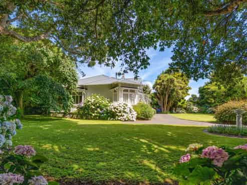 16 Fairfield Road, Hawera