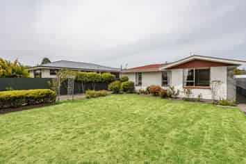 318A Main North Road, Redwood