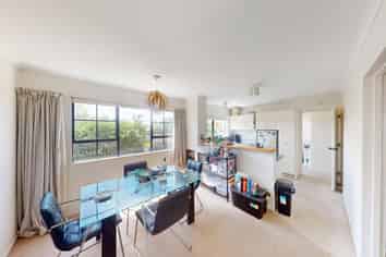 B/6 Akepiro Place, Tawhero