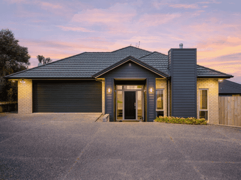 6 Cleeve Close, Huntington