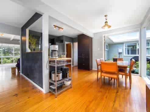 73 Barrys Road, Glendene