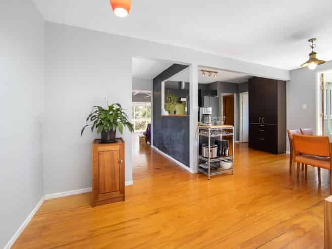 73 Barrys Road, Glendene