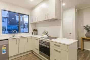 21 Komanawa Lane (FURNISHED HOUSE), Mount Wellington